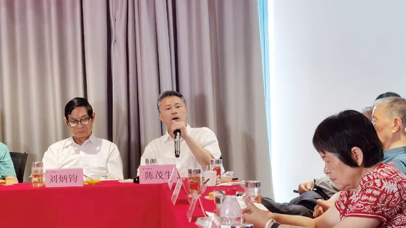 中医发展论坛暨专家义诊活动在汉方神农中医馆成功举办9